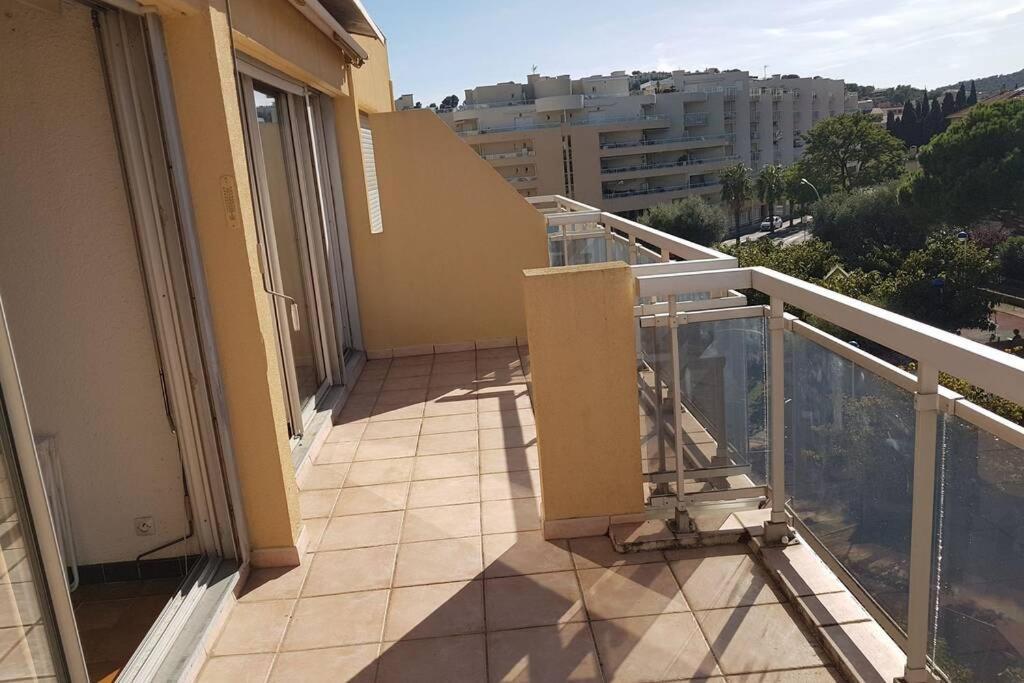 Appartement Deux Pieces , Climatise, Terrase, Cavalaire المظهر الخارجي الصورة